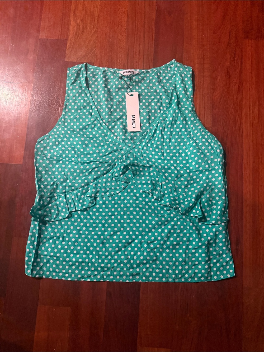 BB Dakota Teal Green Polka Dot Sleeveless Sleeveless Top